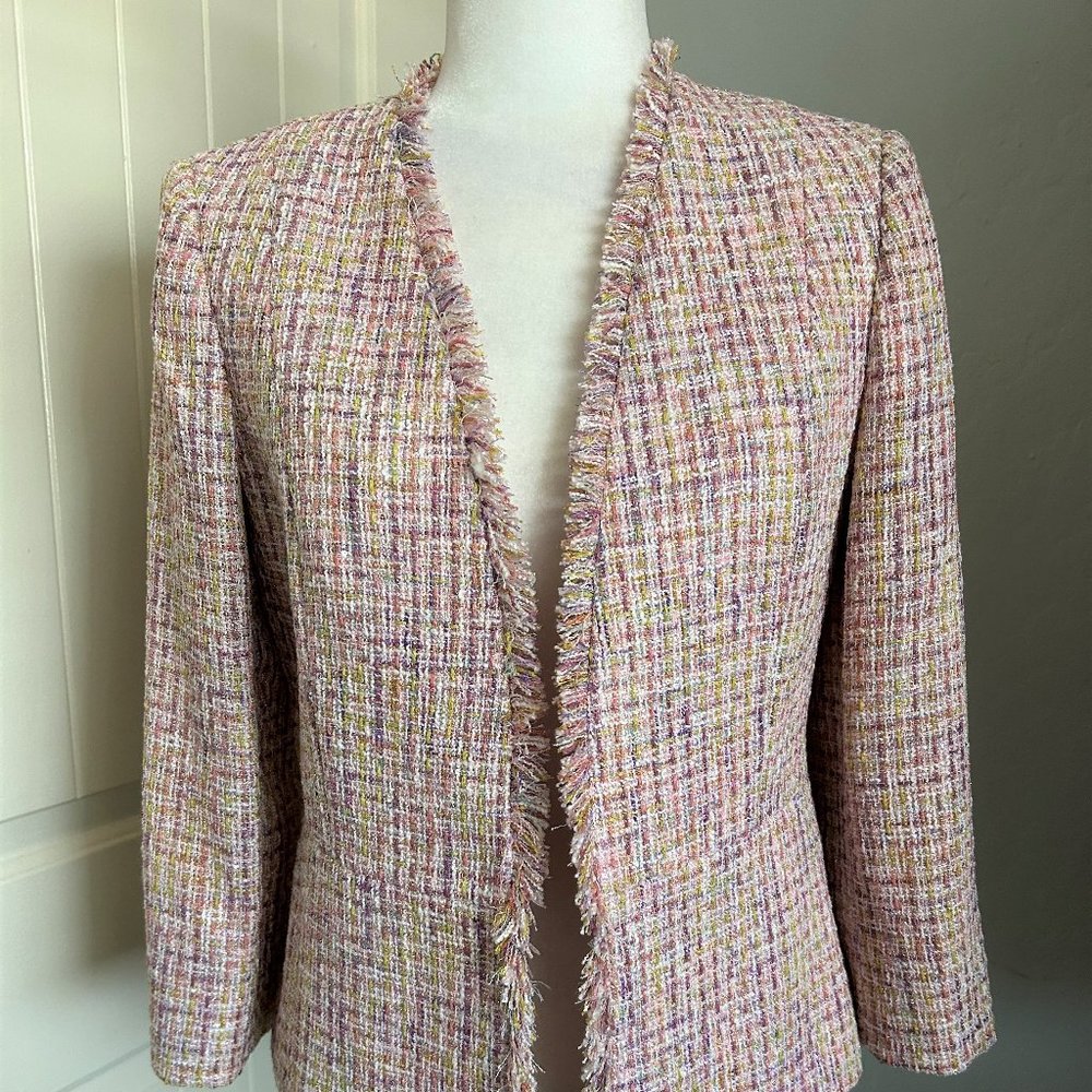 Tahari ASL Pink, Purple, Cream Woven Tweed Skirt Suit. Size 4. New with Tags - Picture 1 of 16